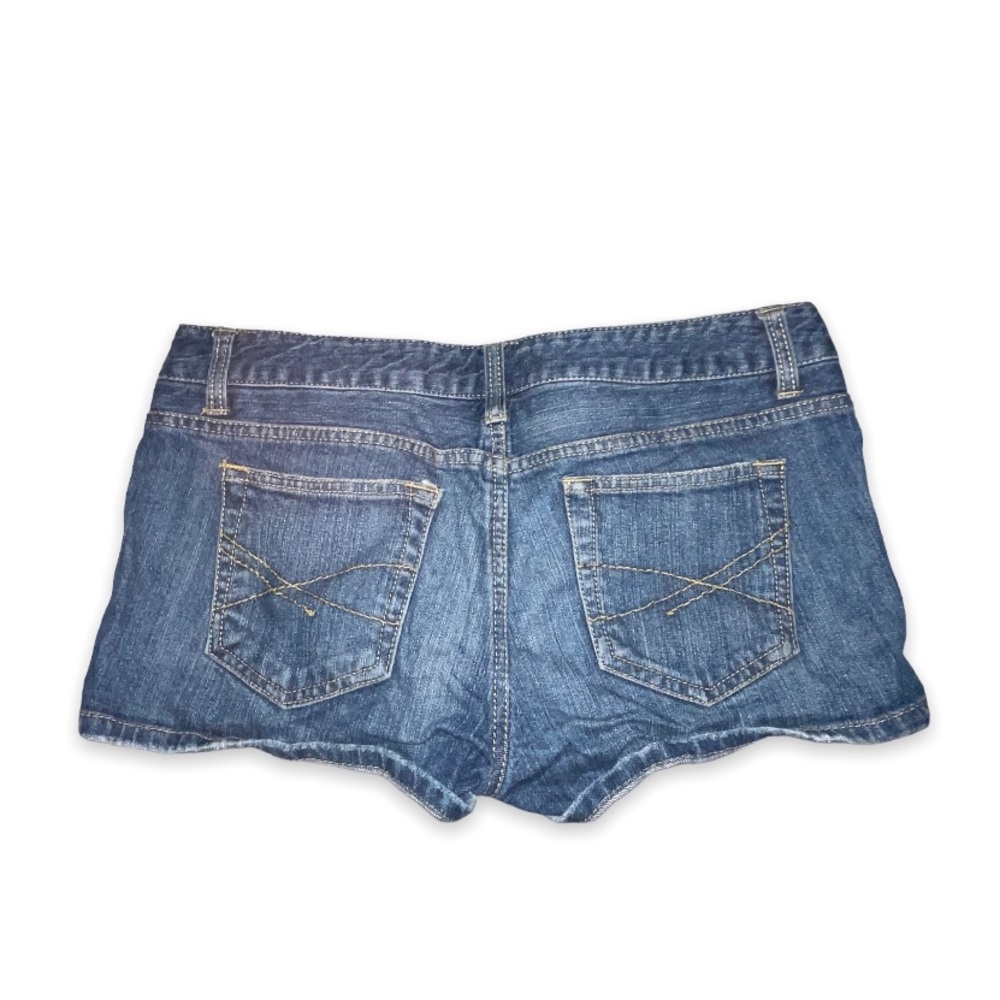 AÉROPOSTALE Womans Dark Wash Flex Effects Low-Rise Denim Midi Cuffed Shorts - Picture 8 of 12